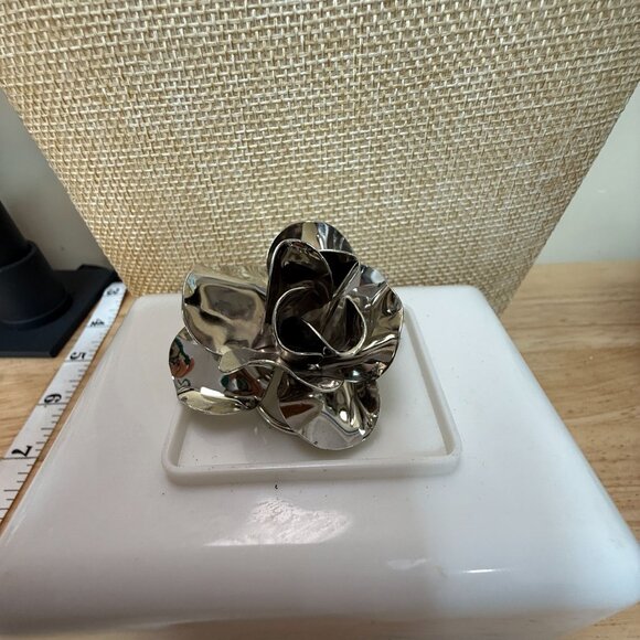 Silver-Tone Dimensional Rose Flower Scarf Clip By Jeri Lou - Picture 13 of 16